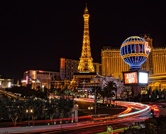 Discovering the Best of Las Vegas with a Bus Charter Service